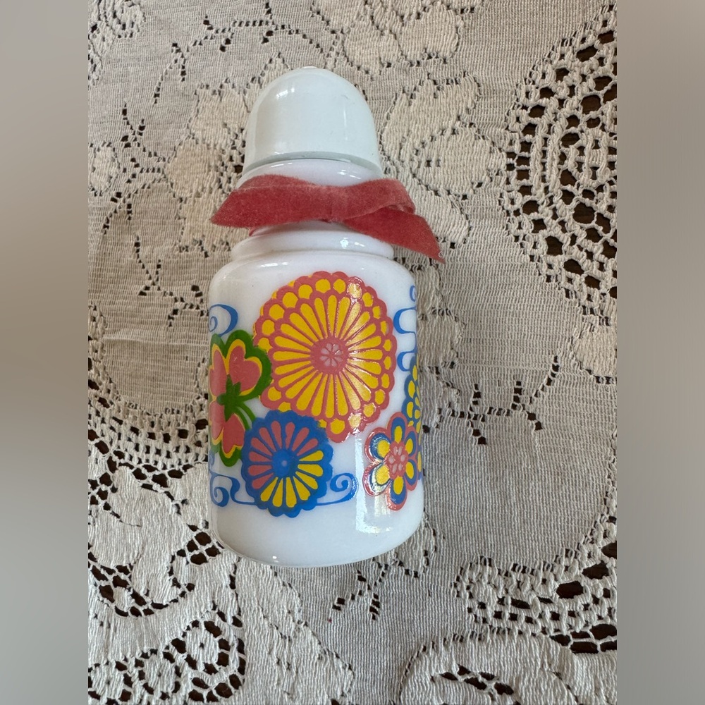Vintage   Avon white milk shaker bottle  flowers- Hawaiian white ginger bath oil